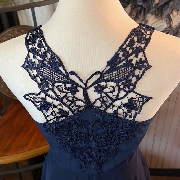 Doe & Rae Dress - Picture 2 of 7